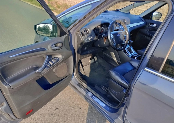 Ford S-Max cena 31800 przebieg: 260000, rok produkcji 2011 z Koło małe 154